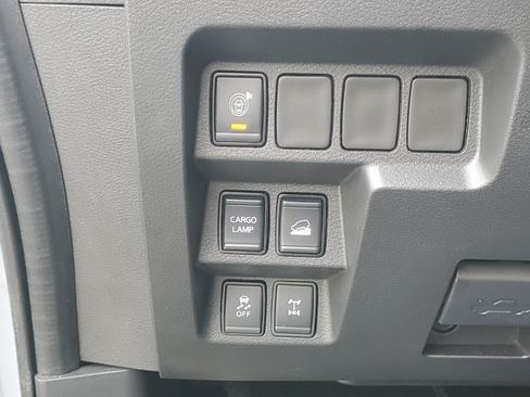 Certified 2025 Nissan Frontier PRO-4X w/ Interior Protection Package AWD/4WD image 9