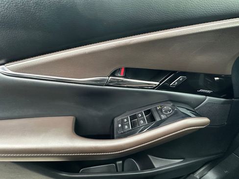 Used 2023 MAZDA CX-30 2.5 Turbo w/ Premium Package image 11