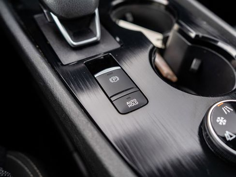 Used 2023 Nissan Rogue S image 26