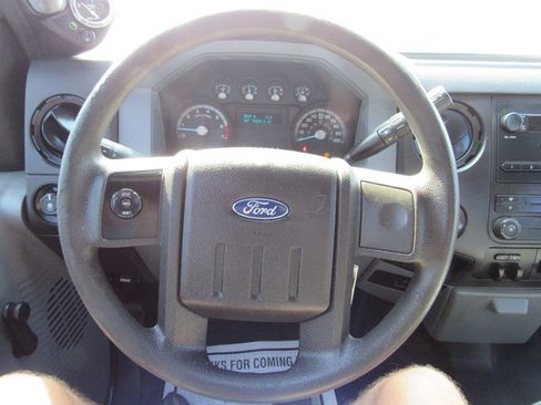 Used 2016 Ford F250 XL RWD image 35