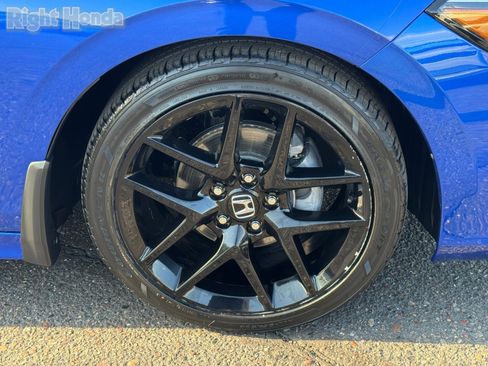 Used 2024 Honda Civic Sport image 11