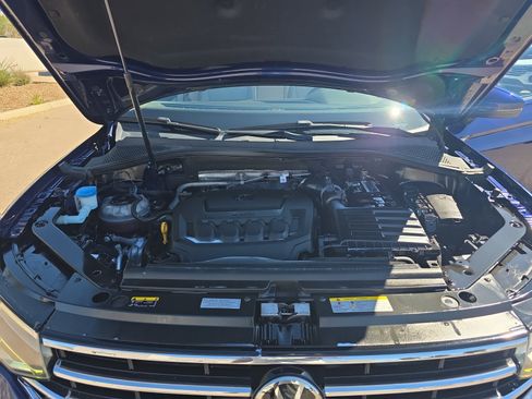Used 2022 Volkswagen Tiguan SE image 21