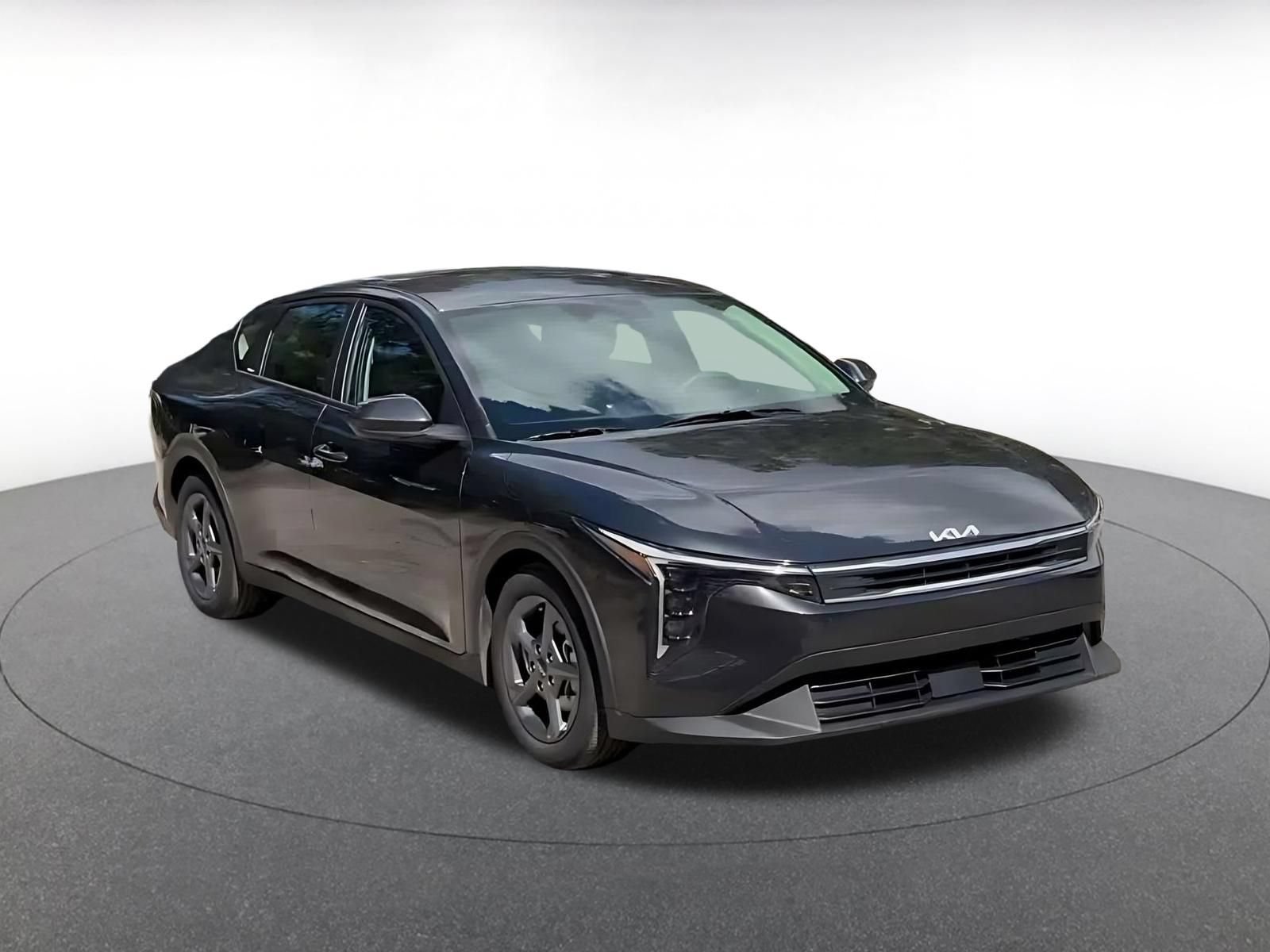 Used 2026 Kia K4 FWD image 3