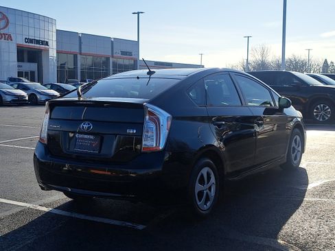 Used 2012 Toyota Prius Four image 5