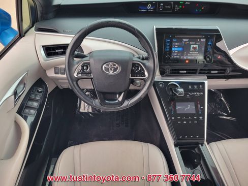 Certified 2017 Toyota Mirai FWD image 12
