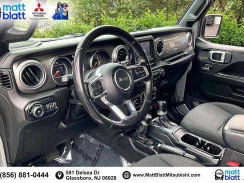 Used 2020 Jeep Wrangler Unlimited Sahara image 15