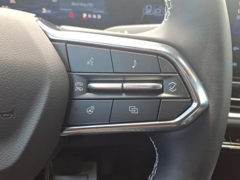 Used 2026 Chevrolet Equinox EV LT w/ Comfort Package AWD/4WD image 29
