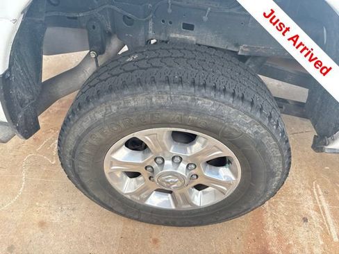 Used 2024 RAM 2500 Big Horn AWD/4WD image 16