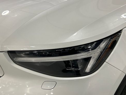 Certified 2023 Volvo XC40 Recharge Ultimate w/ Protection Package Premier AWD/4WD image 7