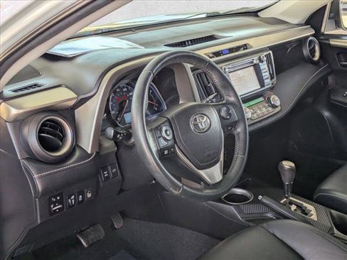 Used 2014 Toyota RAV4 Limited image 10
