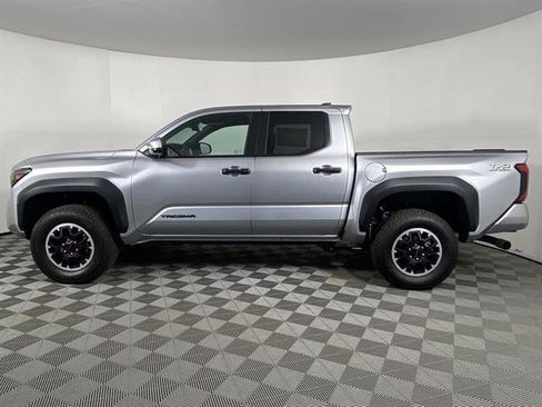 New 2025 Toyota Tacoma TRD Off-Road image 5
