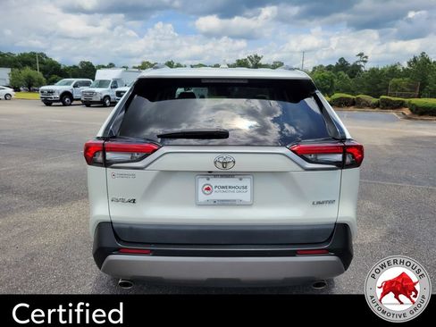 Used 2022 Toyota RAV4 Limited FWD image 5