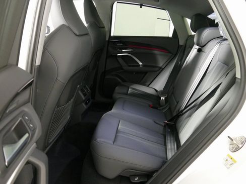 New 2025 Audi Q5 Premium Plus image 29