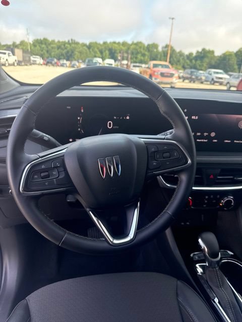 Used 2025 Buick Encore GX Preferred FWD image 27