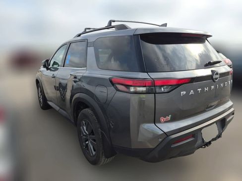 Used 2025 Nissan Pathfinder SV w/ SV Premium Package FWD image 3