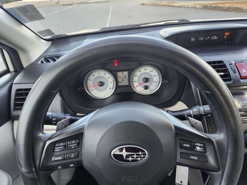 Used 2012 Subaru Impreza 2.0i Sport Premium image 11