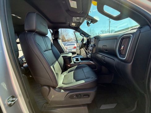 Used 2021 Chevrolet Silverado 3500 High Country image 41