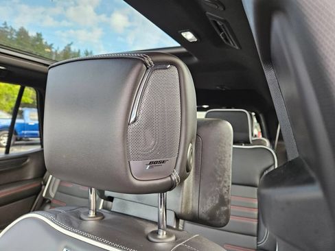 Used 2025 GMC Yukon AT4 Ultimate AWD/4WD image 35