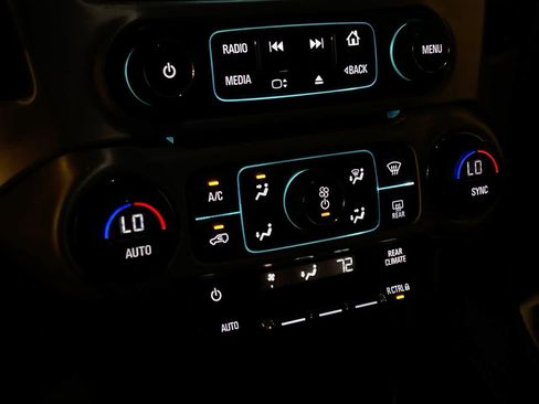 Used 2018 GMC Yukon XL SLE AWD/4WD image 19