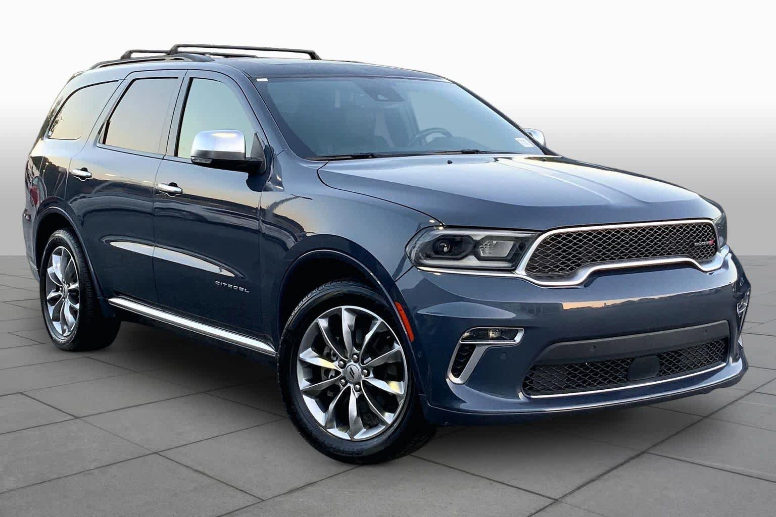 Used 2021 Dodge Durango Citadel w/ Premium Entertainment Group RWD image 3