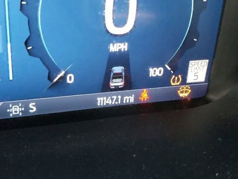 Used 2024 Ford F350 Platinum image 21