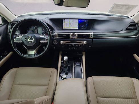 Used 2017 Lexus GS 200t w/ Premium Package RWD image 17