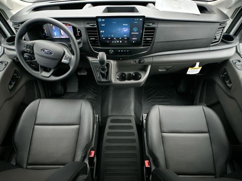 New 2026 Ford Transit 250 148 Medium Roof image 32