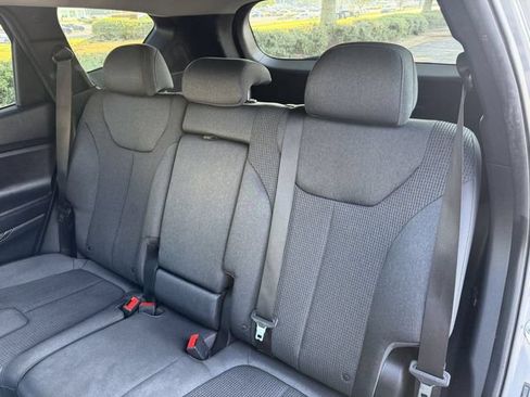 Used 2021 Hyundai Santa Fe SEL FWD image 22