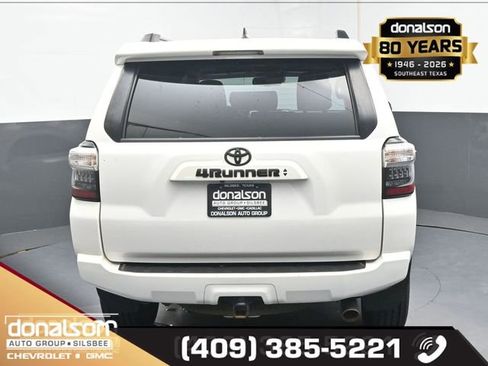 Used 2022 Toyota 4Runner SR5 Premium AWD/4WD image 4