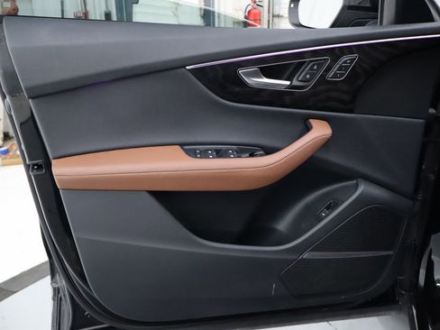 Used 2023 Audi Q8 Premium Plus w/ Premium Plus Package image 13