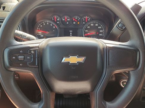 Used 2022 Chevrolet Silverado 1500 W/T w/ WT Safety Package AWD/4WD image 11