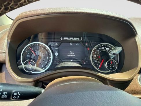Used 2025 RAM 1500 Laramie w/ Trailer Tow Group AWD/4WD image 26