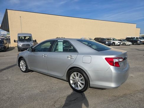 Used 2012 Toyota Camry XLE image 7