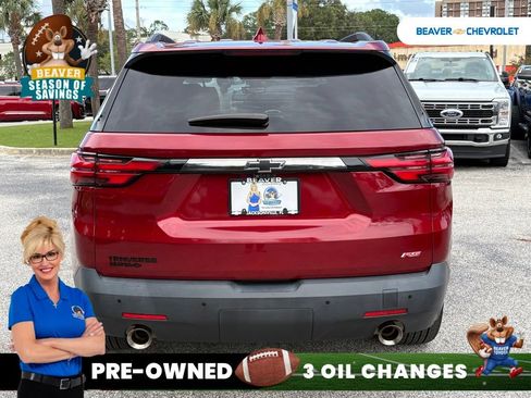 Used 2022 Chevrolet Traverse RS FWD image 6