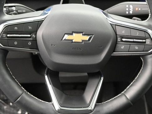 Used 2026 Chevrolet Traverse High Country FWD image 8