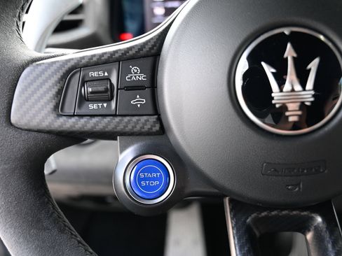 Used 2023 Maserati MC20 Coupe RWD image 25