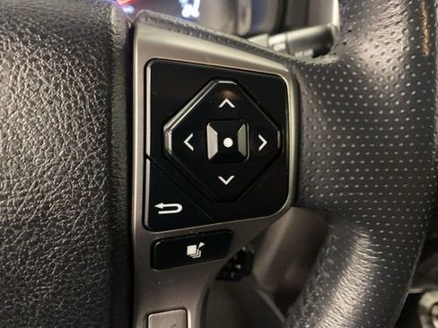 Used 2021 Toyota 4Runner SR5 Premium image 15