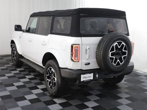 Used 2023 Ford Bronco Outer Banks AWD/4WD image 15