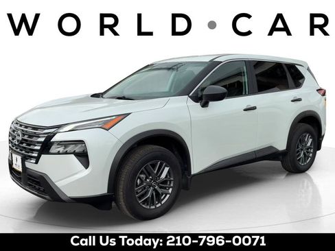 Certified 2025 Nissan Rogue S FWD image 7