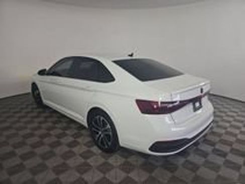 Used 2025 Volkswagen Jetta Sport FWD image 13
