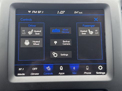 Used 2023 Jeep Cherokee Altitude Lux image 15