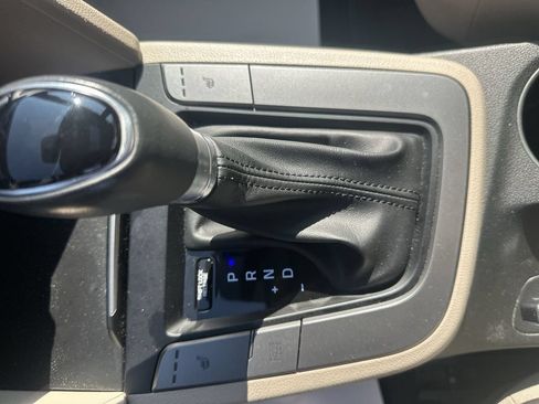 Used 2018 Hyundai Elantra Value Edition FWD image 26