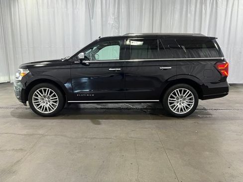 Used 2022 Ford Expedition Platinum AWD/4WD image 7
