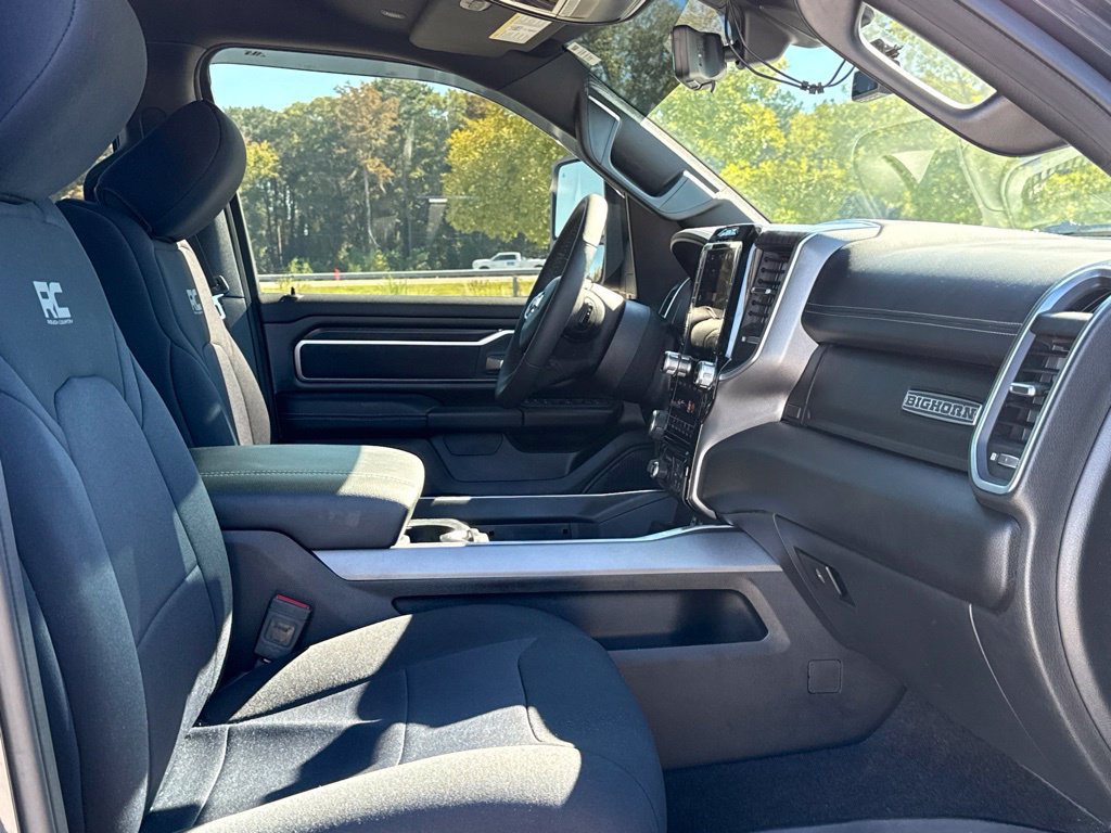 Used 2025 RAM 1500 Big Horn AWD/4WD image 10
