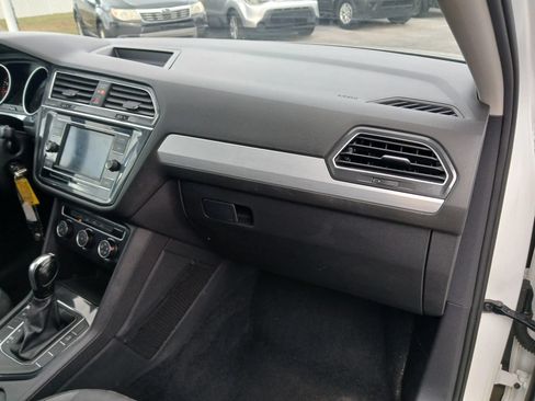 Used 2021 Volkswagen Tiguan S FWD image 16