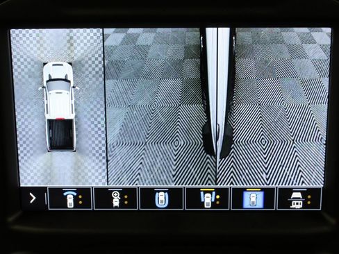 Used 2023 Chevrolet Silverado 2500 High Country w/ Z71 Off-Road Package image 20