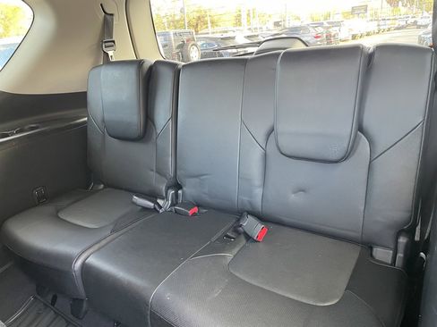 Used 2019 INFINITI QX80 Luxe w/ 22" Wheel Package image 8