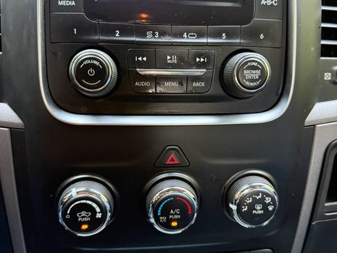 Used 2014 RAM 1500 Express AWD/4WD image 16