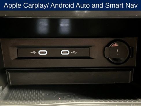 Used 2023 Volkswagen Tiguan SE image 11