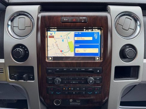 Used 2012 Ford F150 Lariat w/ Lariat Chrome Pkg image 22